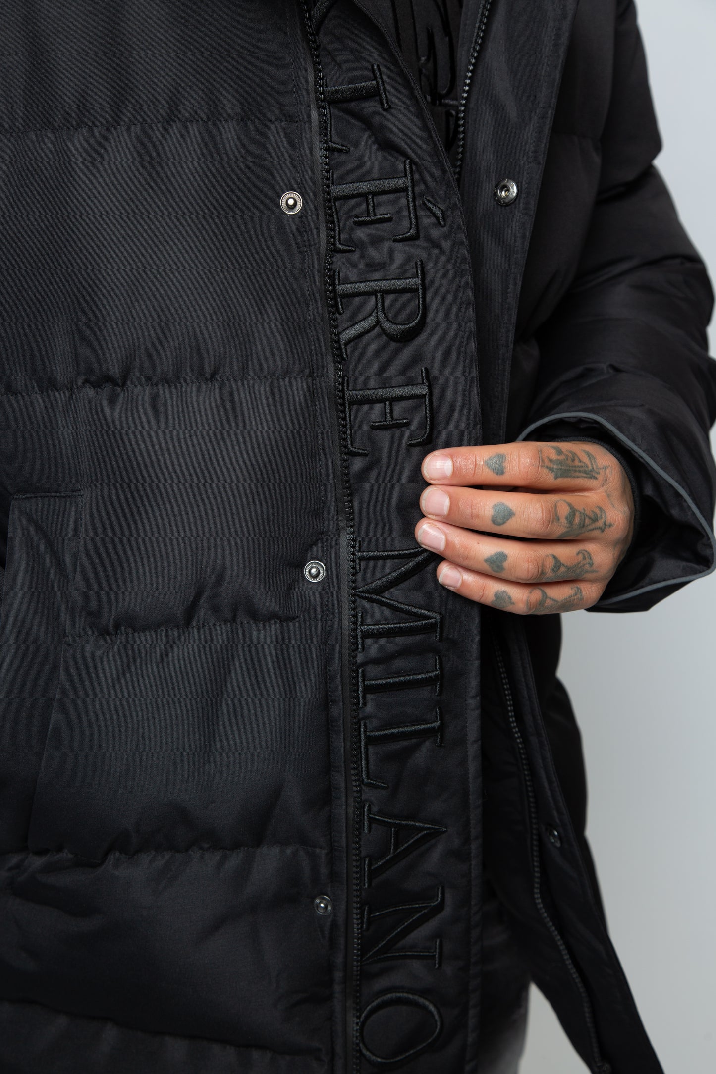 MEDICI PARKA BLACK