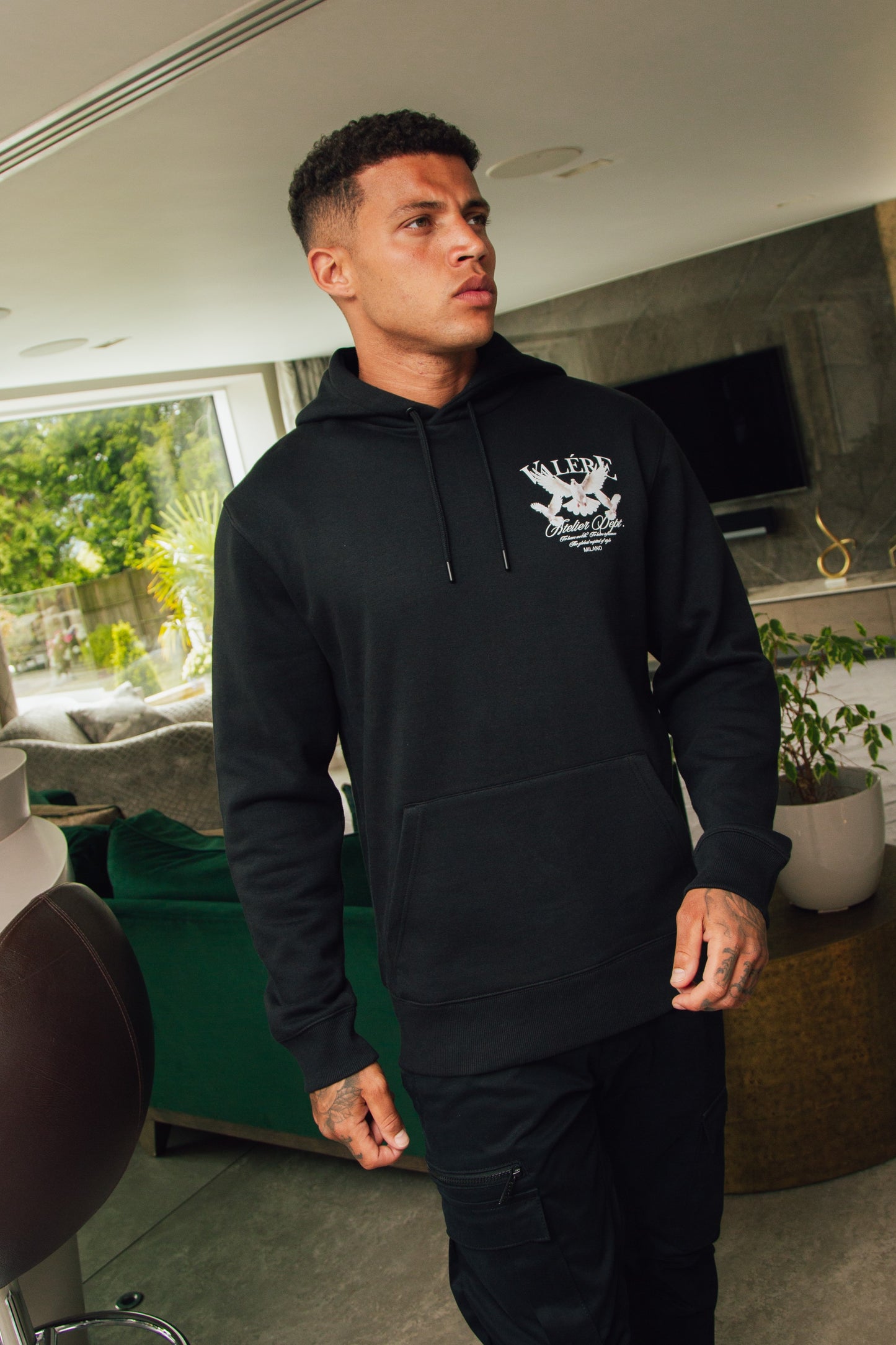 PERTUSO BLACK HOODIE