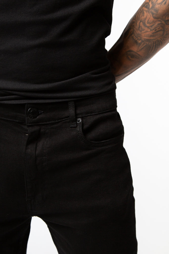 LUSSO BLACK JEAN