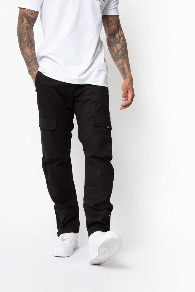 ARMANDO BLACK CARGO