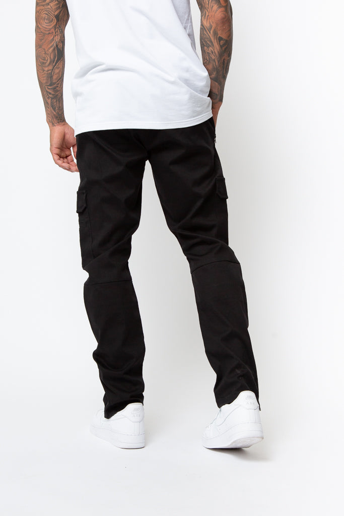 ARMANDO BLACK CARGO