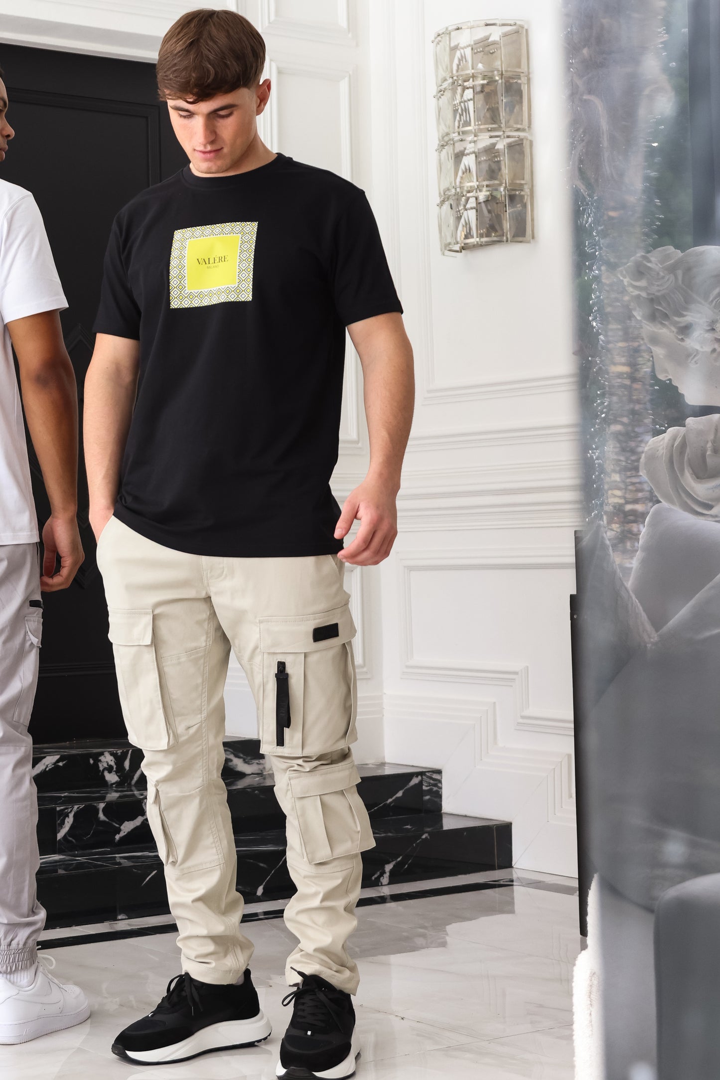 ORTA BLACK TEE