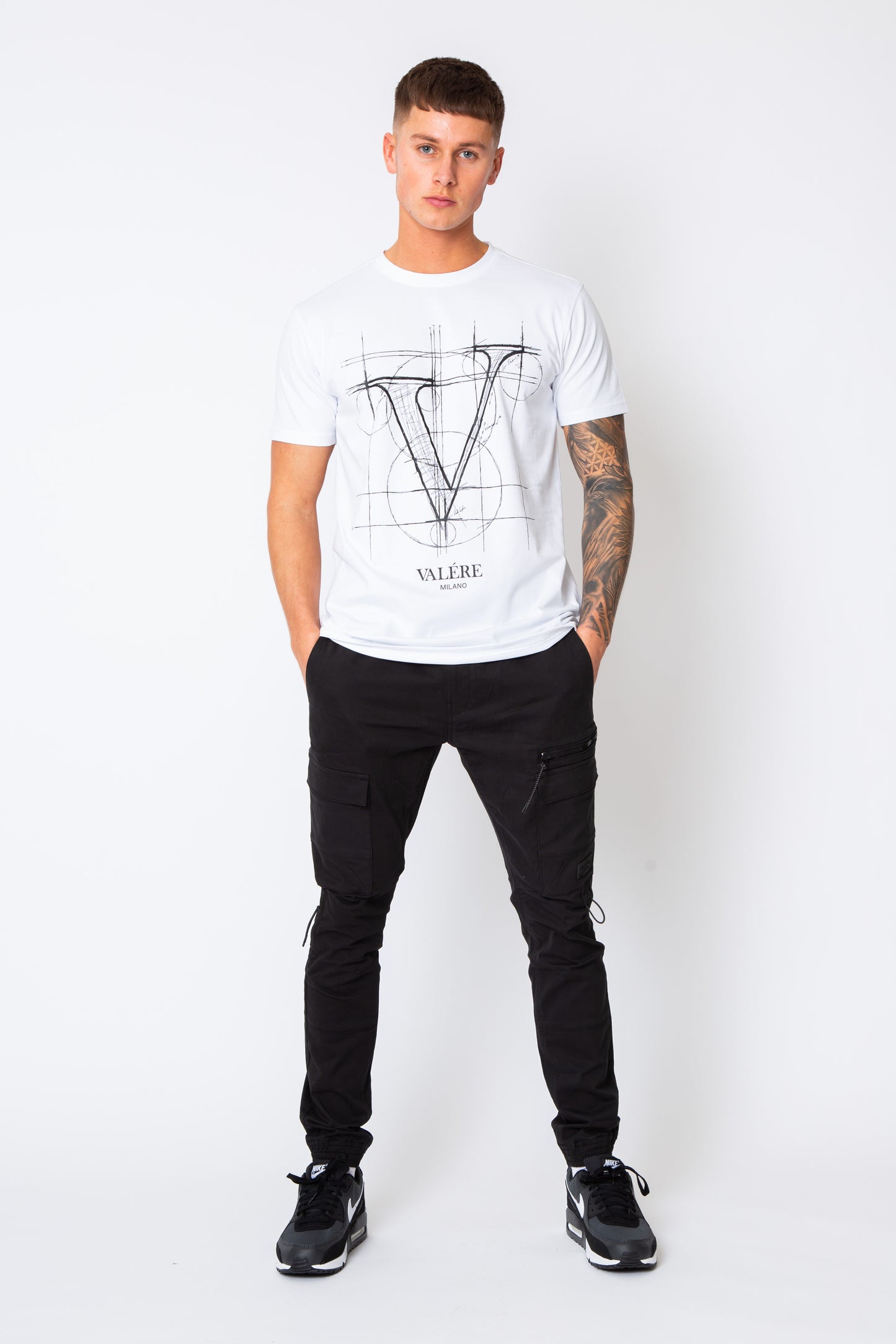 SCRIBBLE WHITE T-SHIRT